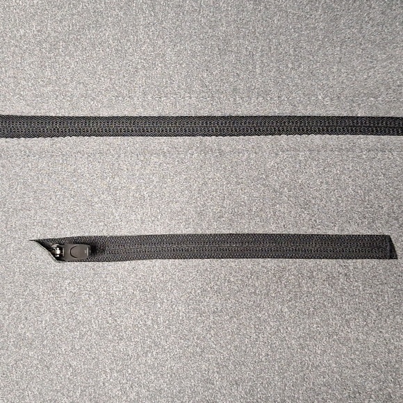 OGIO Men's Gray Gorpcore Outdoor Endurance Stealth Full Zip Hooded Jacket Size L - Picture 8 of 16